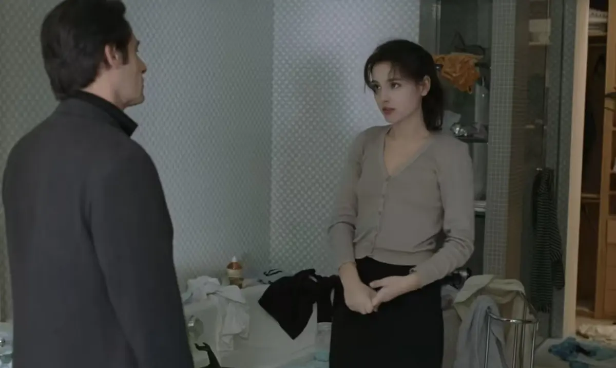 《所有的人都无知》HD中字免费在线观看-维吉妮·拉朵嫣主演法国剧情片-无删减全集高清珍藏版-所有的人都无知完整版在线播放