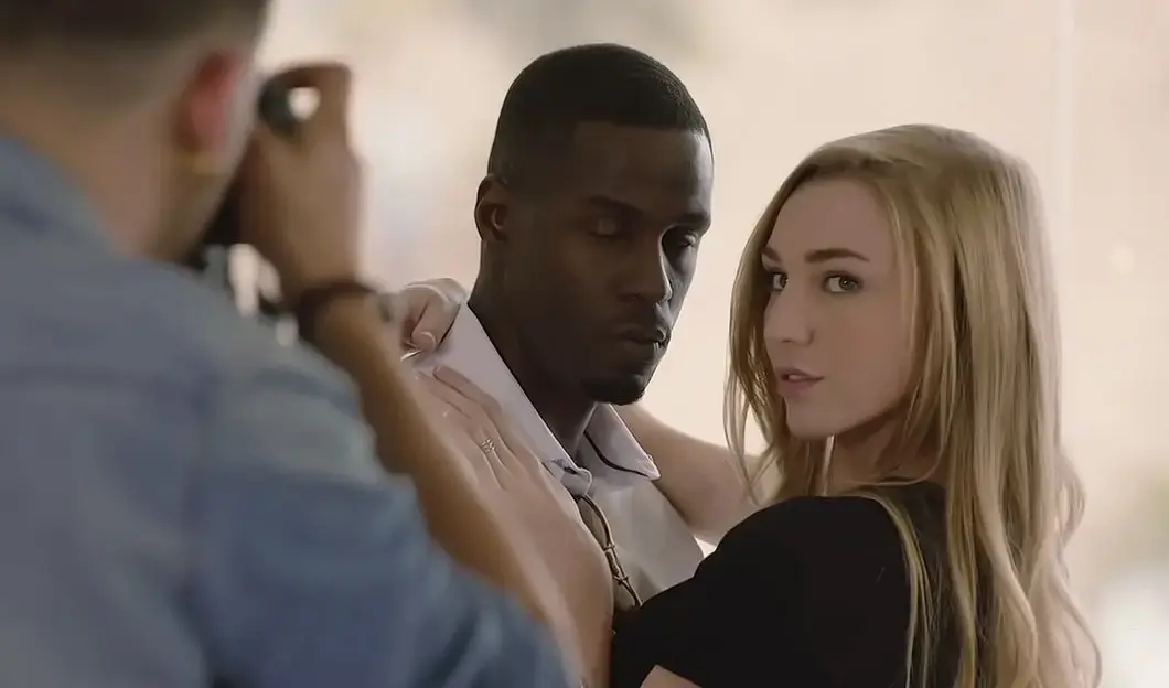 满天星电影《Kendra Sunderland》剧情片高清在线播放-支持HD中字未删减版本-免费观看全集-多渠道高速资源下载